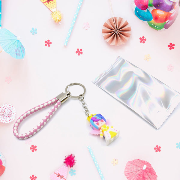 Cute Keychain With Card Gift - Keychain Accessories Key Chain Backpack Charms Car Keys Keychain for Kids Girls, Unicorn Toy and Charm Key- Chain for Bag  / Door Key- Ring / car Key- Ring / Party Favor (Mix Color & Design 1 Pc )